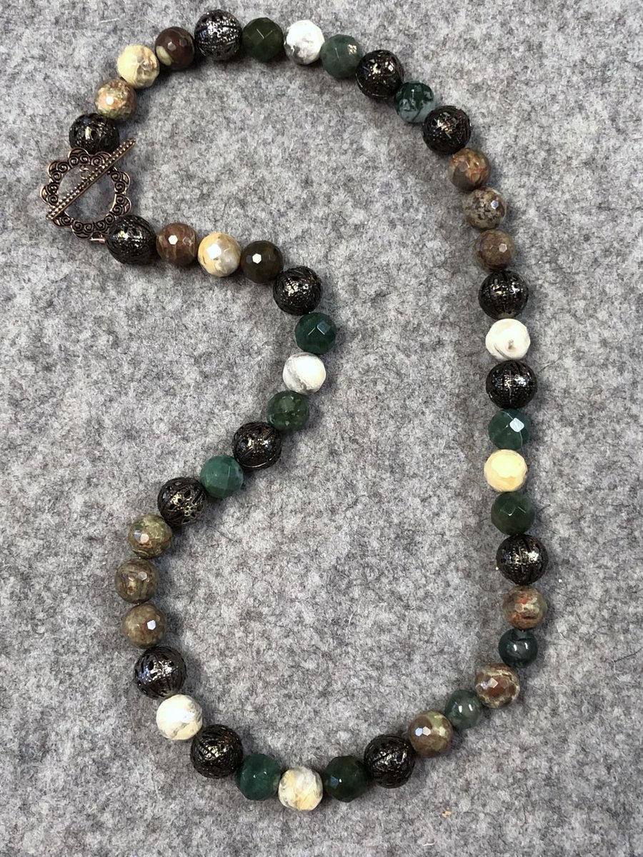 AllegoryGallery's tweet photo. Check out these awesome projects made by students in last week’s classes! Join us this Mon and Wed (12 till 4pm) to learn to make great jewelry for you or a loved one! 

#beading #beads #beadstore #jewelrymaking #beadclass #classes #makeandtake #thingstodo #ligonier #greensburg https://t.co/7NIG8Q5ofC