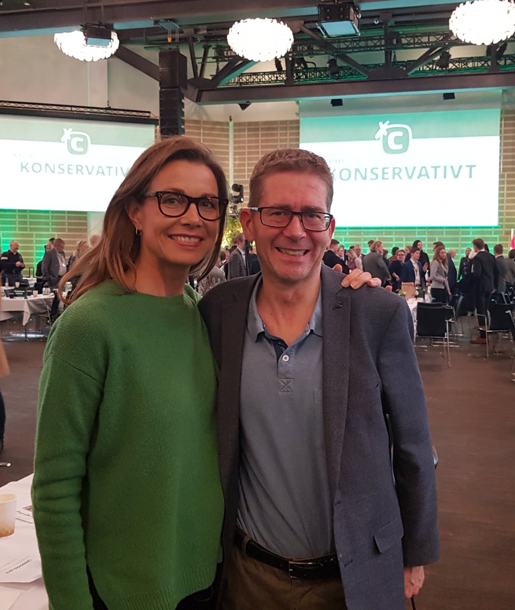 M_Wolffbrandt's tweet photo. Det Konservative Folkeparti har valgt Pernille Weiss-privat som spidskandidat til Europaparlamentsvalget.
Med valget starter arbejdet for at Danmark fastholder pladsen i Europaparlamentets største gruppe (EPP-gruppen). Et resultat Danmark har brug for.

#KLR18 #EPVALG https://t.co/5N26XMZGS8