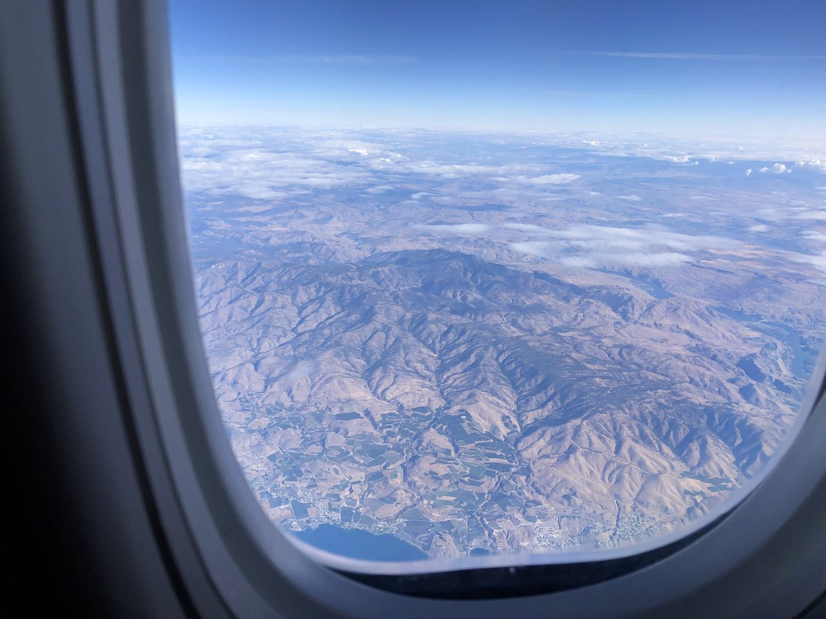 DLisDeltaLove's tweet photo. Traveling through Seattle to Seoul to #Thailand Heck of a lot of #worktravel #skymileslife #travelwell #frontoftheplane #toomanyhours https://t.co/RvLj07P6Vl