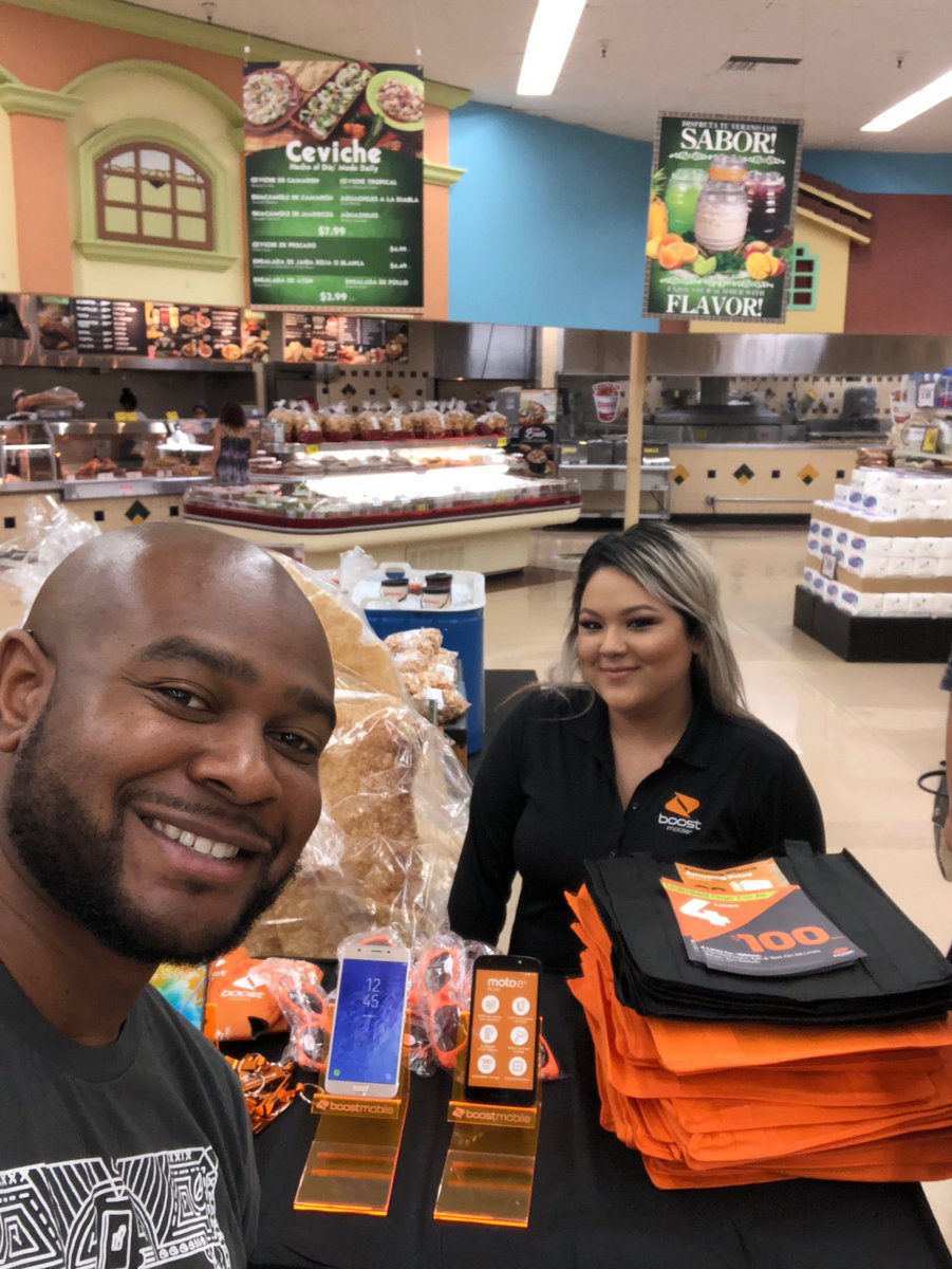 2020 Corona Sunday morning event at Cardenas ⁦<a href="/Alicia_SPG/">Alicia Gonzalez</a>⁩