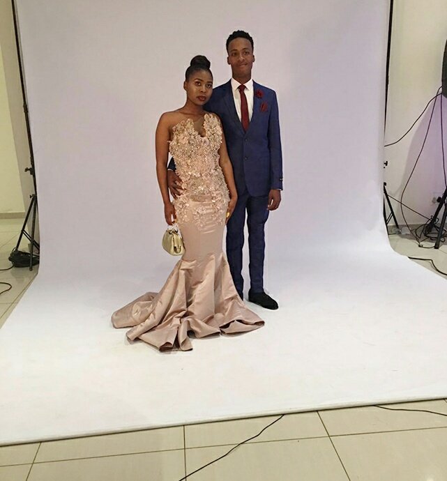 Hope_Marabane's tweet photo. She made it a dream matric dance for me I'm touched beyond words👑 thank you Queen B👑 for the dress @bonang_m https://t.co/2vrHr48CX0