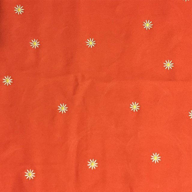 stuffscruff's tweet image. This weeks embroidery experiments . More to come!  #katana  #design #katana #arte #artist #art #fabric #design #cloth #daisy #embroidery