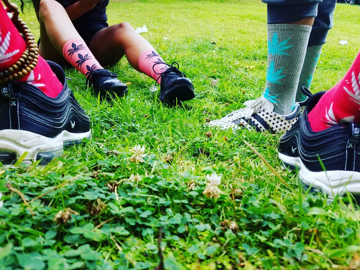Psychicsnstuff's tweet photo. Shipped Within 24 Hours
โhttps://t.co/MzDk46Qz0qโ
๐ฅWEED SOCKS๐ฅ
#420soxbox #Socks #OnlineShopping #UK #Shopaholic #fashion #Londonstyle #FF #FridayFeeling #FashionFriday #Vogue #Rollingstones #Carnival #Socklovers #Sockaholic #Socklove #StreetWear #Apparel https://t.co/gkRWvNacIm