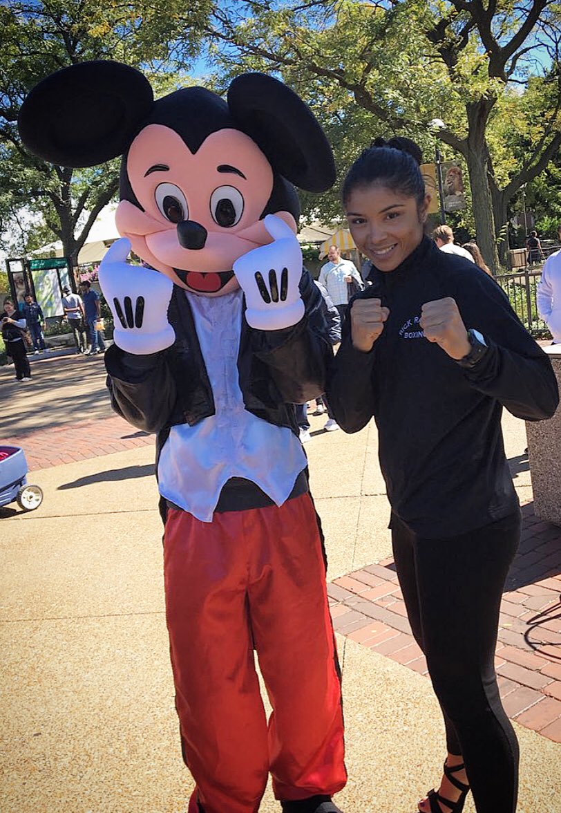 The People’s Champ!!! Ready for October 6th!!! #teammccaskill @WintrustArena @MatchroomBoxing #Worldscollide #rickramosboxing #femaleboxing #october6 #southloopchicago @southloopliving @rjcsandc @DAZN_USA @WarriorsBoxProm #boxeo #latina