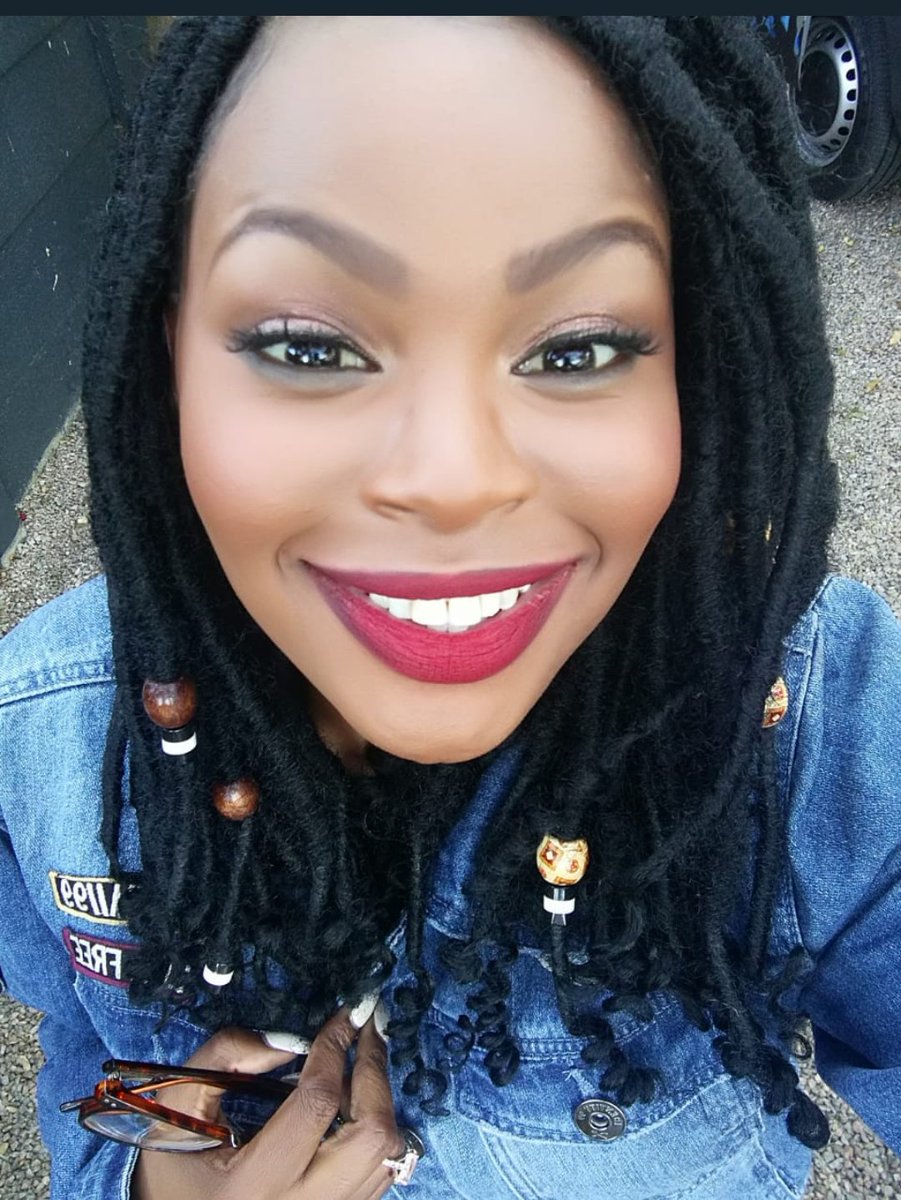 Behind Ntokozo all the way, vote for her on the number 06 to 37400 #SHEISFIRE 🔥🔥🔥#TeamNtokozoKakhulu🎼🎤💯🥇🥇 #SHEISMUSIC🎤🎼🎤🎼🎼🎤🎼 <a href="/NtokozoZoey/">Zoey M</a> <a href="/katz_maupa1/">Katlego</a> <a href="/ZwaneZan/">Zanele Zwane</a> <a href="/ValueMeatBraai/">Value Meat Braai</a>
