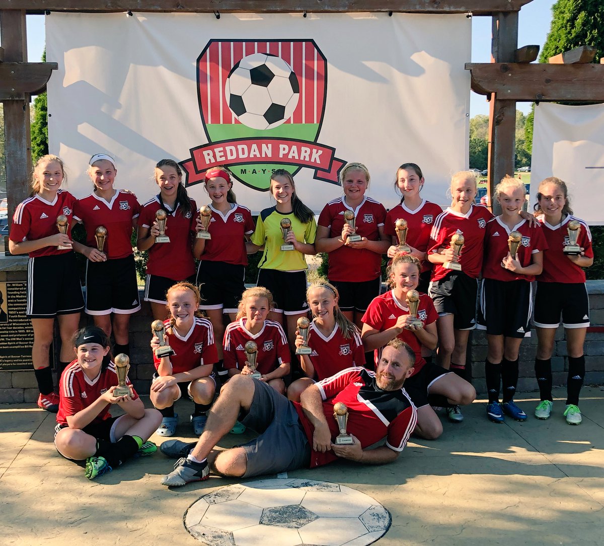 MrsWard04's tweet photo. Hard fought battle...lots of adversities and we came out on top! #Champions #RedArmy #ToeBash ⚽️⚽️ https://t.co/7od9TpOZEy