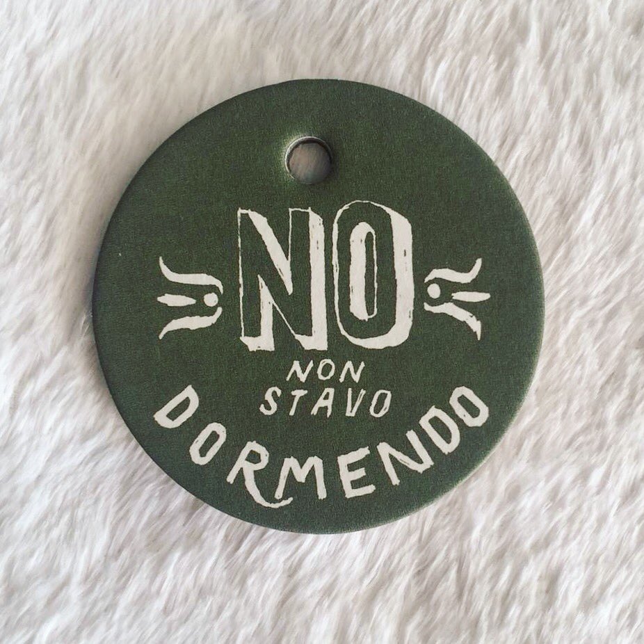 NO NON STAVO DORMENDO 🛌 ... Il lunedì mattina dalle 7 alle 9 sono sempre in palestra 🏋🏼‍♀ #LePalle 😎