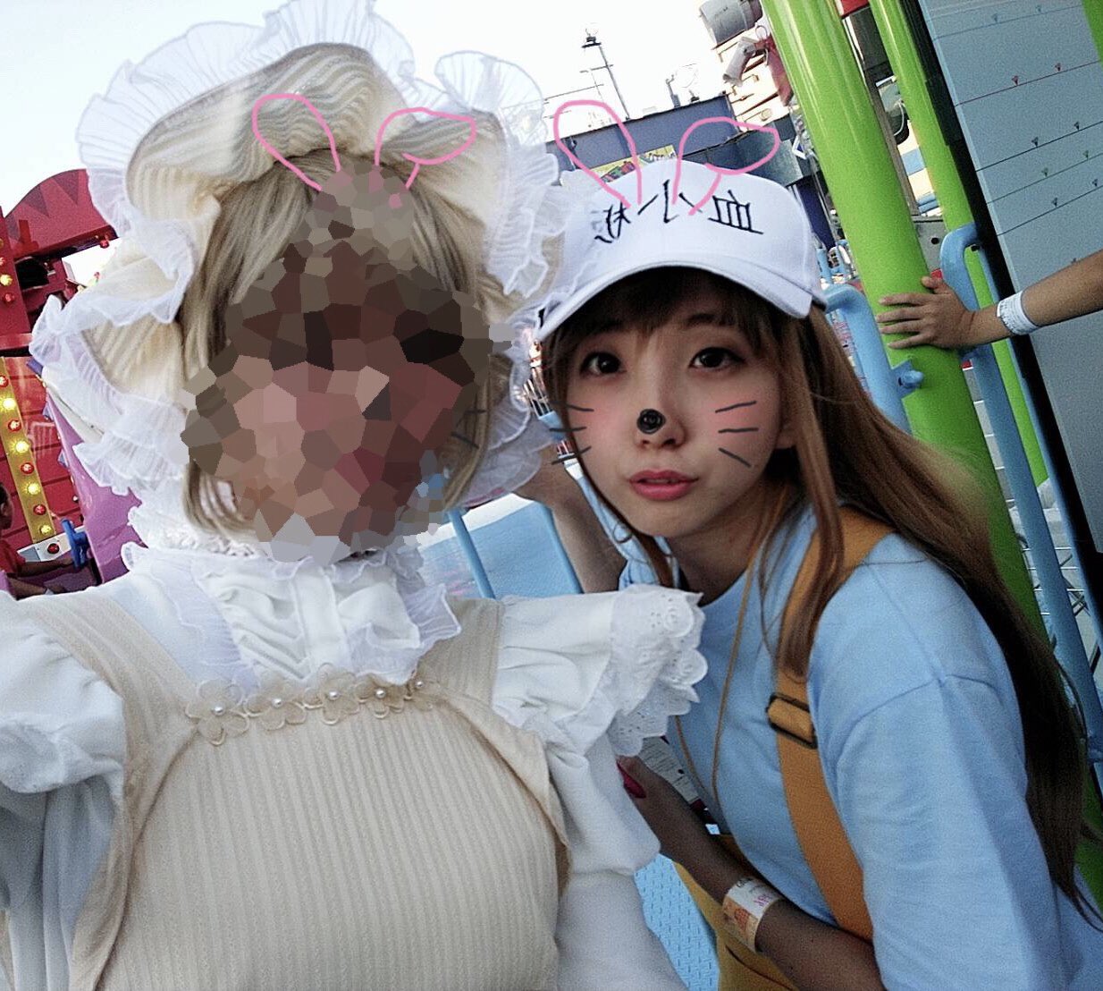 パーパー あいなぷぅ そういえば 昨日友達に連れてって貰って 初めてコスプレイベント行ってきました おばさんだけど はたらく細胞の血小板ちゃんやったよ 色んなキャラ居て楽しかった 写真注意です パーパー あいなぷぅ そういえば 昨日友達に連れてって貰って 初めてコスプレイベント行ってきました おばさんだけど はたらく細胞の血小板ちゃんやったよ 色んなキャラ居て楽しかった 写真注意です