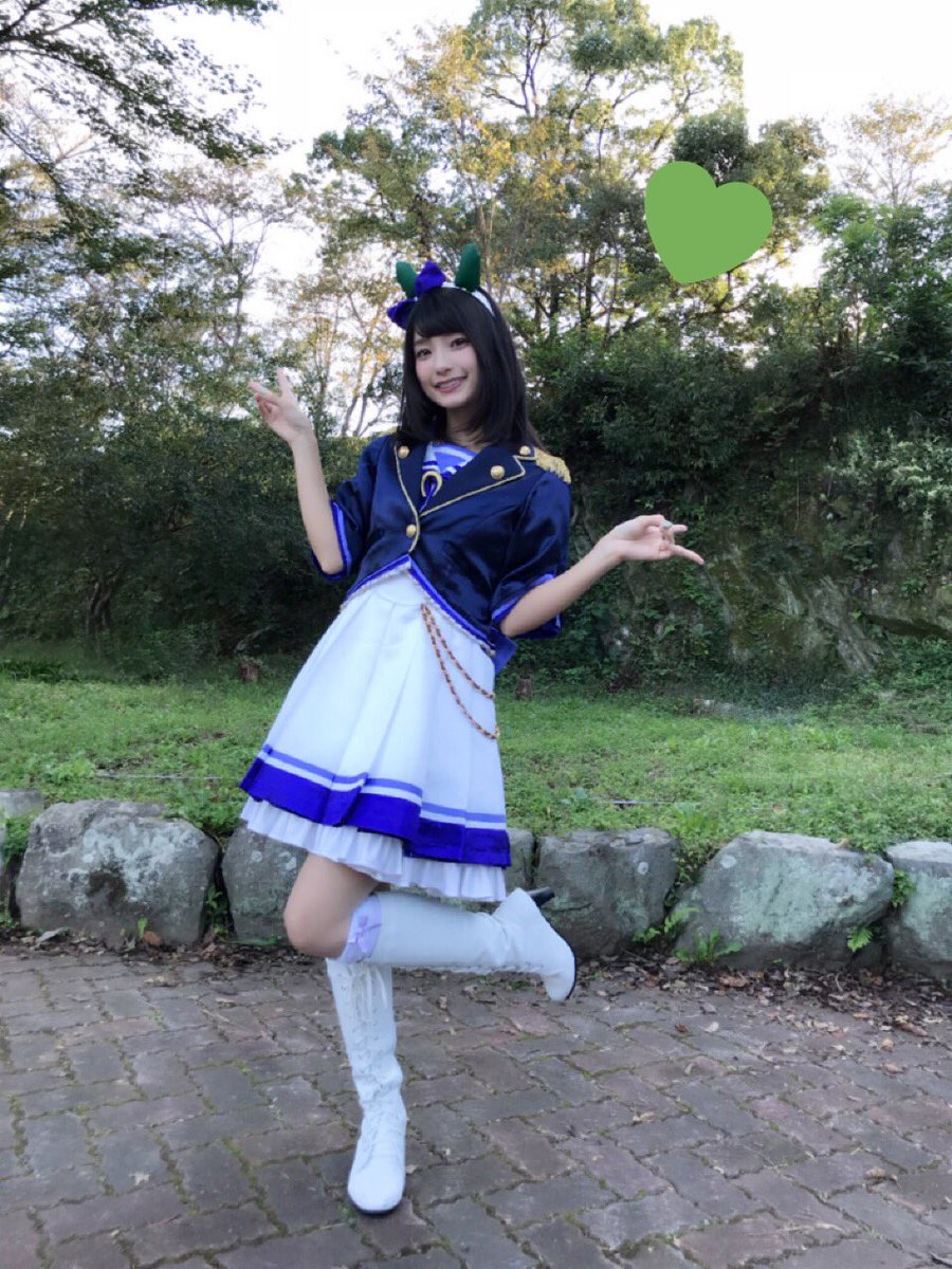 marika_0222's tweet photo. 今日一日いいお天気で良かった💚
今回の #マチアソビ は1日だけの参加、皆様と過ごせる限られた時間の中を和やかに過ごさせていただきました！

眉山でのステージは空気も美味しくてとっても楽しかった！緑いっぱいのターフにいるみたい♪

トレーナーさん、また来週お会いしましょう！ #ウマ娘 https://t.co/ZBEpIWc6ug