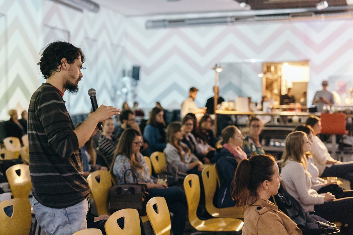 ggcarrots's tweet photo. Dziękujemy wszystkim za obecność na naszym ostatnim spotkaniu w Krakowie! 🍂
Jeśli chcesz zobaczyć więcej zdjęć z tego wydarzenia, możesz zrobić to tutaj: https://t.co/ha0m966648
.
.
.
#geekgirlscarrots #kraków #cracow #krakow #hevre #coderslab #womenintech #girlsintech https://t.co/fANuijgpO5