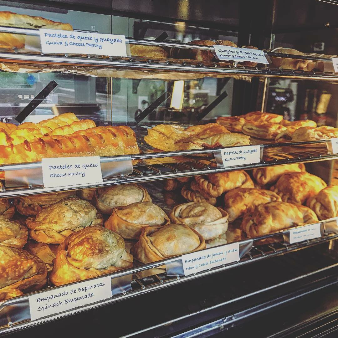 LendingHearts's tweet photo. Have you checked out the Cuban coffee and treats at @DazeCafe? Look no further because they will be at Steel City Sip & Sweets on October 20th at Nova Place!
.
.
.
.
.
#SteelCitySipSweets #NovaPlace #Pittsburgh #BestSip #BestSweet #LendingHearts #ShareYourLendingHeart https://t.co/spwc0aDxPV