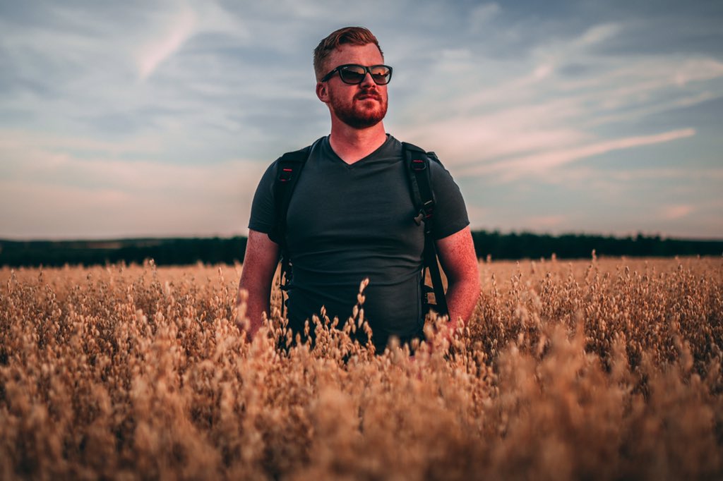 jacksharp86's tweet photo. Awesome shoot over the summer, playing in hayfield to get some sweet photographs #sexualtyrannosaurus #poser #portrait #outdoorsisfree #sigmaart35mm #nikon #d500 #northumberland #summernights ##photography #adobe #lightroom #sweetbokeh https://t.co/E1G5r49xlk