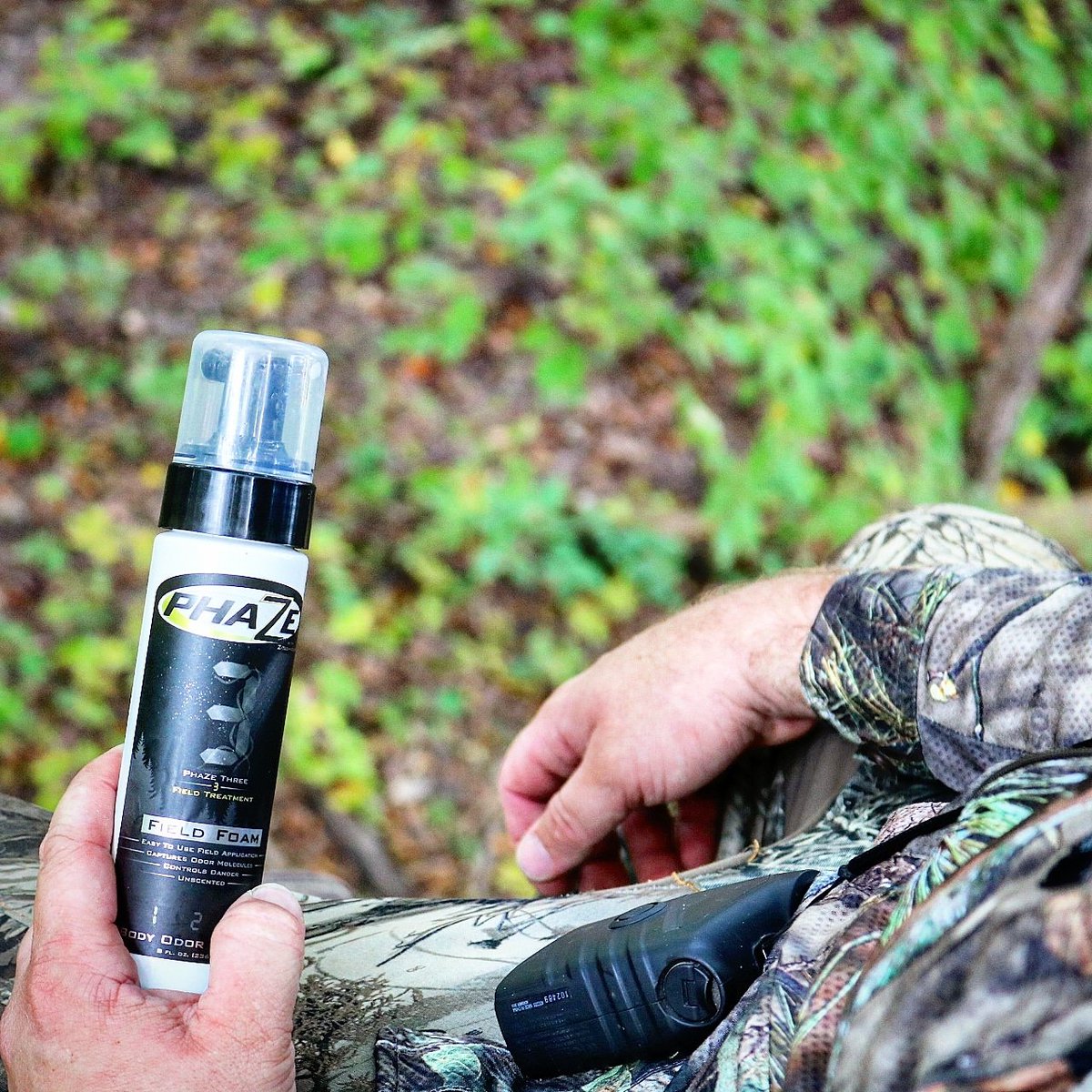 Field foam has been a life saver with the hot early archery season temps! Stay scent free this season with @illusion_systems #PHAZEOUT #scentfree #Hunting #Deer #Hunt #Buck #DeerHunting