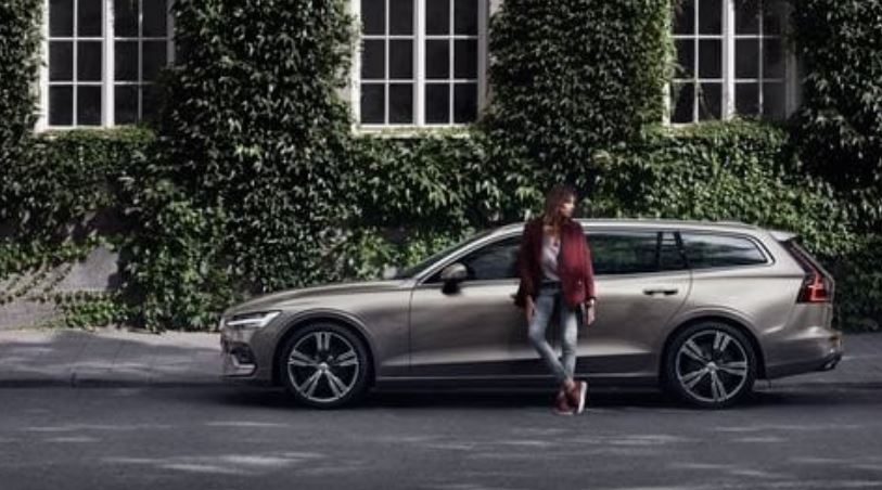 objectifgard's tweet image. NÎMES Le break nouvelle génération ! - objectifgard.com/2018/10/08/nim… via @objectifgard #groupecapel #volvonîmes #volvov60 #breaknouvellegénération