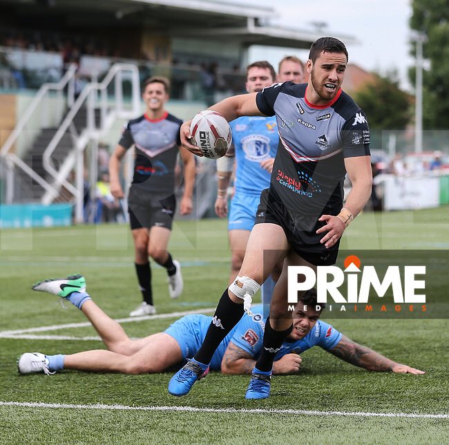 TriggerPaul's tweet image. This is @APewhairangi 🏉 Api is a gifted @LondonBroncosRL player and makes us tick. Api puts his body on the line every game. Api broke his foot in the qualifiers and missed the run in. Api didn’t stress, Api had faith in the boys 🏆 #DontWorryBeApi @LondonFaithful
