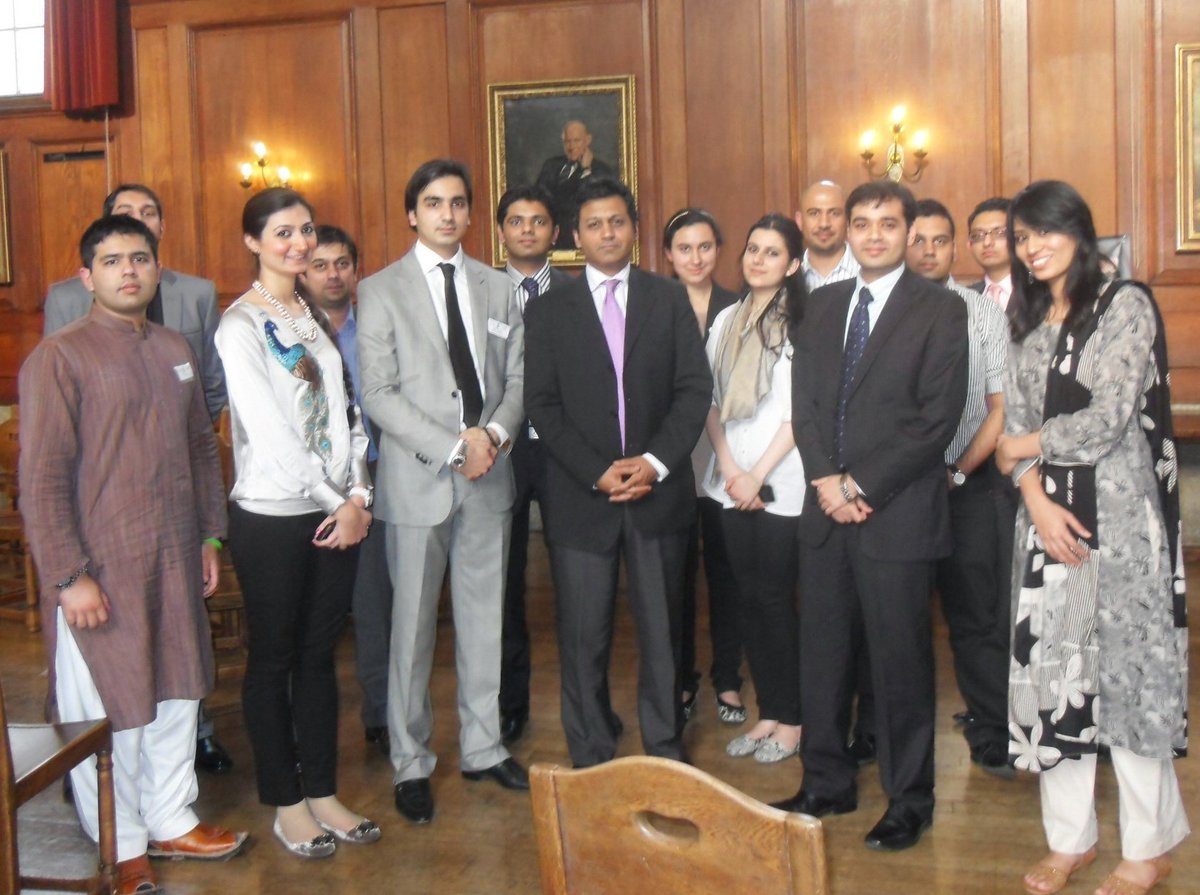 Mussanaf's tweet image. Found this while browsing some old hard drive, it was an honour and pleasure meeting @Fahdhusain at #PYLC 2012 in London. I still remember how finely he explained the role and area of ops of private and govt broadcaster and challenges of media in Pakistan.