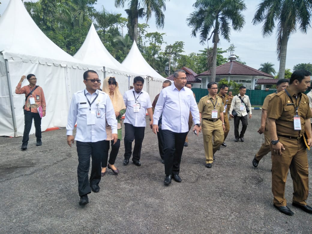 hjhamisyah's tweet photo. Suksea dan selamat Rakornas Pengendalian P3MD #RakornasSumut2018 #JAPRIKalsel @jokowi @EkoSandjojo @taufikmadjid71 @tppindonesia @kemendesa https://t.co/Or11nDQdzx