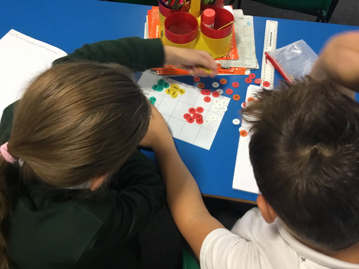 TGPS_NorthLincs's tweet photo. Year 5 have been using resources for subtraction with 5 digits. #TGPSMaths #TGPSyear5 #TGPSresourceful https://t.co/qlKwQ6vQz1