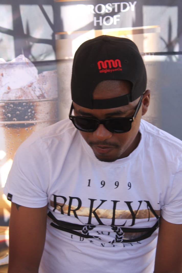 nkundzi004's tweet photo. #mightyMedia @mightymediabmg https://t.co/B6P8ttb9ZN