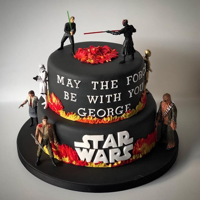 Star Wars...#fondant_cake #cakes #cakedecorating #jarbysweetmates #starwars #starwarscake