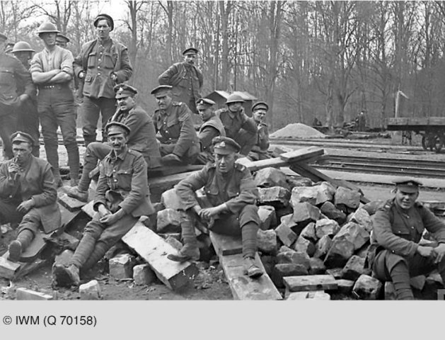 WW1SoldiersTale's tweet image. All leave has been cancelled. Absolutely miserable about it. Stuck in the freezing cold and the only good thought I had, about getting home and seeing Lily, has been taken away. goo.gl/hTJ74P #FWW #WW1 #gutted #heartbroken