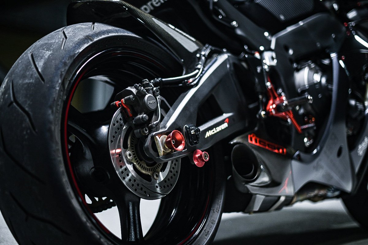 anubis_10r's tweet photo. #zx10r
#valtermotocomponents
#McLaren https://t.co/OR9jEk8bCC
