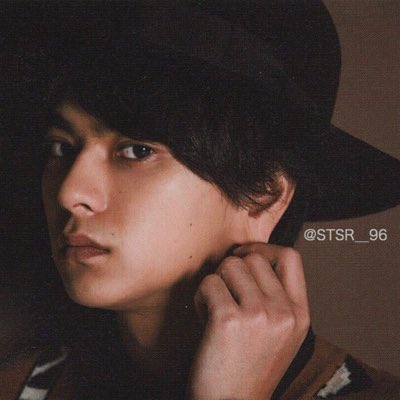 STSR__96's tweet photo. アイコン変えました!
これは自分で選んだやつ。笑
あとユーザー名も変えてます!
前から話してたんだけど風磨くんと
お揃いにしました。笑
@STSR__96 です!
_これが2つだからツイートに
付ける時があったら間違えないでね!笑
よろしくお願いします👍
#NewProfilePic
#FMSR https://t.co/aX1469jDAK