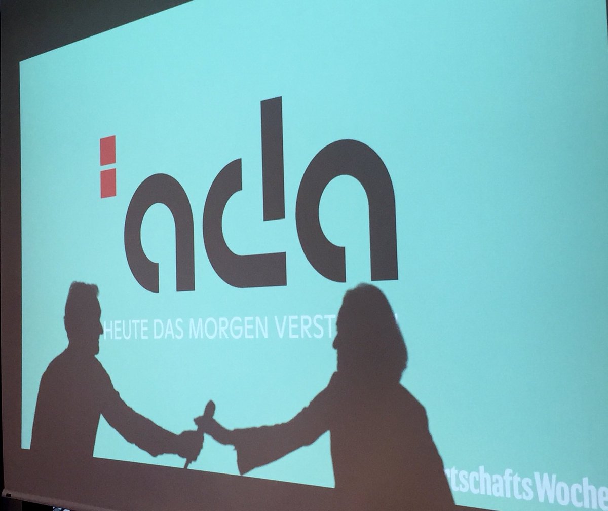 iqdBrandStudio's tweet photo. Miriam Meckel und Frank Dopheide stellen ihr „Baby“ vor. Glückwunsch 🙂🙌🏻 #ada #handelsblatt #wirtschaftswoche #journalism #Marketing #brandstudiostyle https://t.co/jQKvCZXf0K