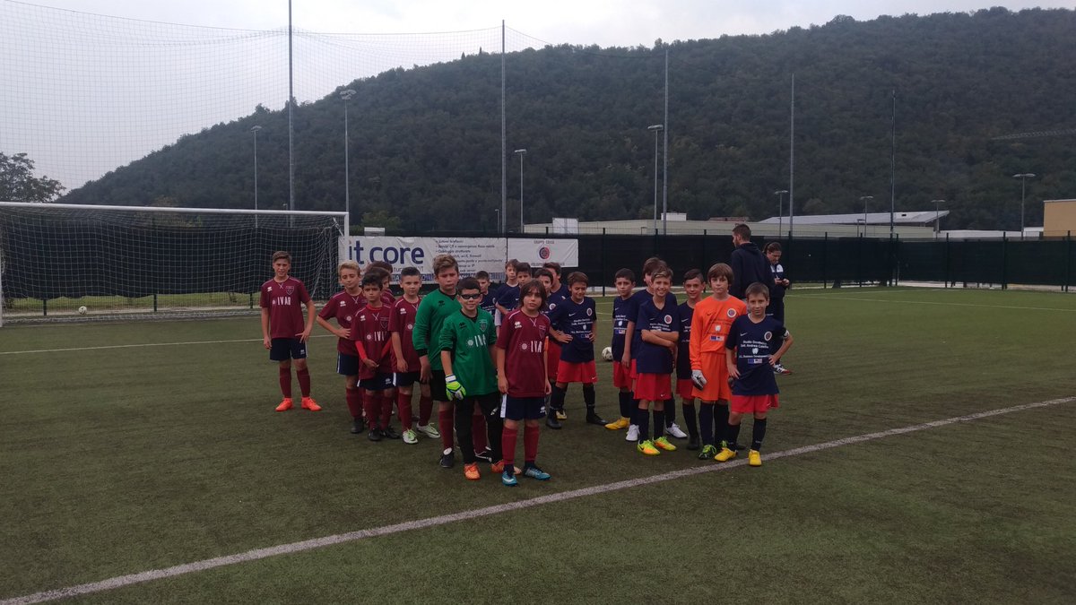 Riga2008's tweet photo. 3 campi 3 sfide ...un tranquillo weekend di calcio x tutti i nostri ragazzi! #MondoRiga08 #divertirsisempre #tantocalcio https://t.co/5rhyF8yreL