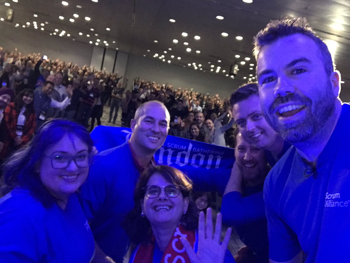 Welcome to London! #SGLON18 #eugt #selfie #scrum <a href="/PaulKGoddard/">Paul Goddard</a> @bluebell_emma <a href="/AlexJGray1/">Alex Gray</a> <a href="/nicolebelilos/">Nicole Belilos</a> <a href="/TonyGrrrrr/">Tony Richards</a> <a href="/mwsummers/">Mark Summers</a>