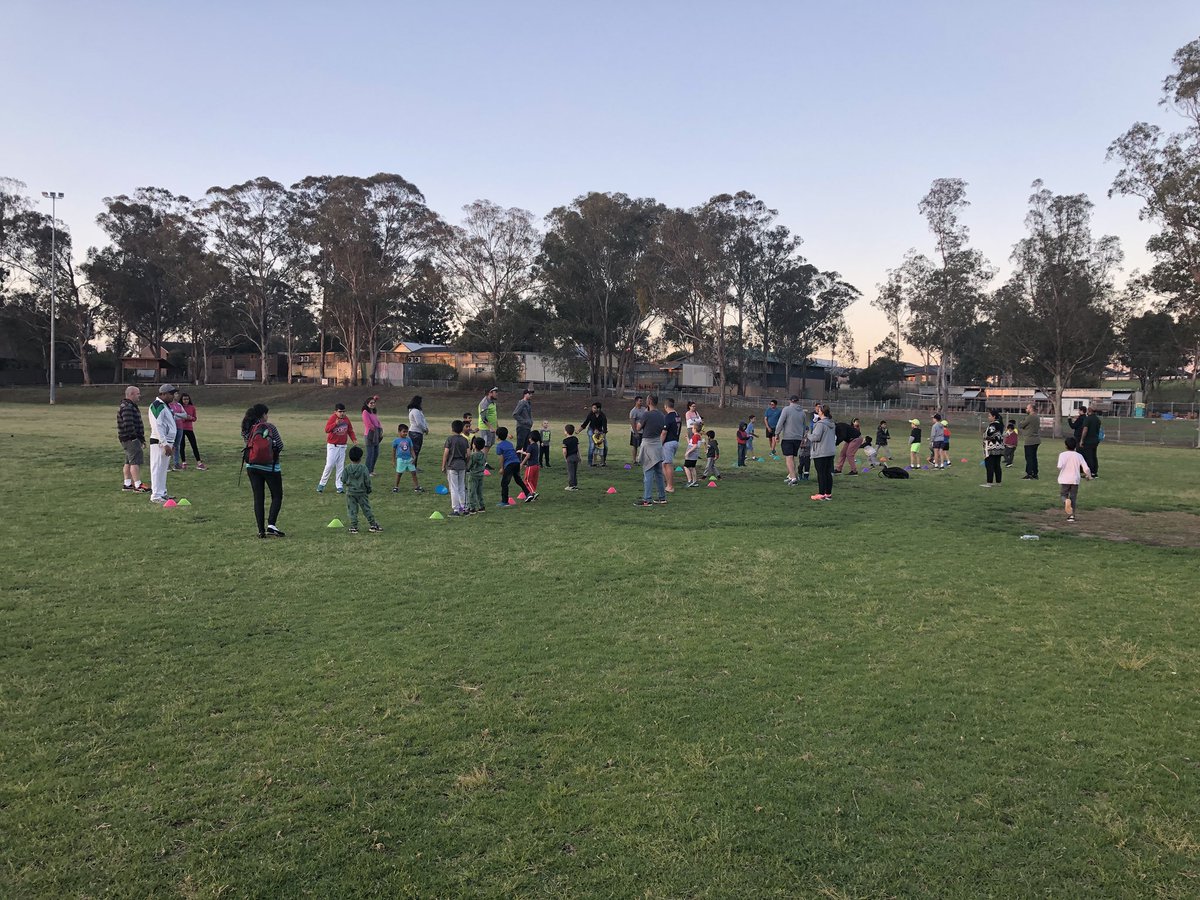 JakeBalnave's tweet photo. Great to be at the Schofields CCโs first ever @woolworths #CricketBlast session. The fading light didnโt stop the #JuniorBlasters loving their first taste of #Cricket https://t.co/XQqv7vFt2Q