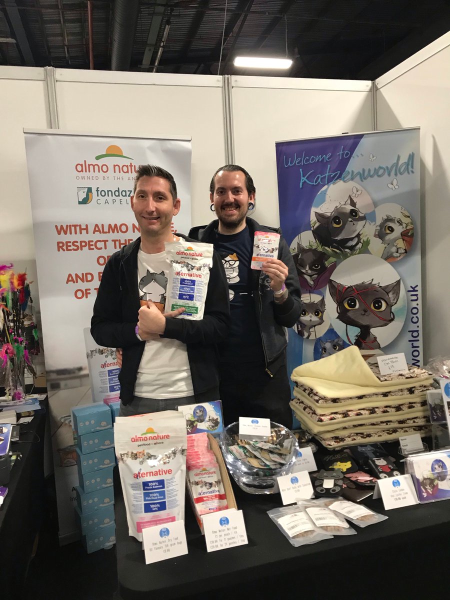 AlmoNatureUK's tweet photo. Did you spot us at the @KatzenworldBlog stand at the Family Pet Show in Manchester yesterday? https://t.co/6XSgx9KLJK