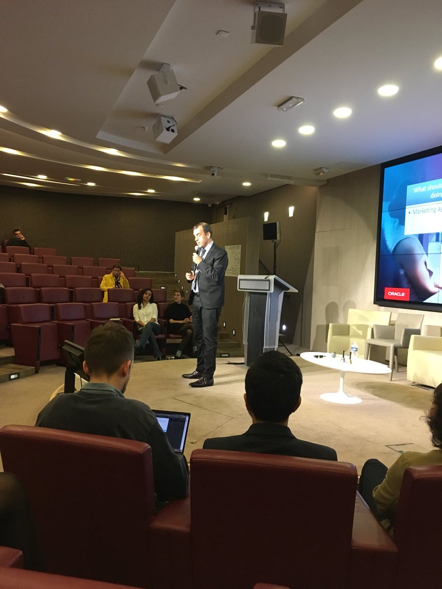 OliviaFaucheux's tweet image. Le marketing B2C et B2B avec @Oracle_France @pastural #OracleMarketingCloud at #BNPParibas #RTIDAY18