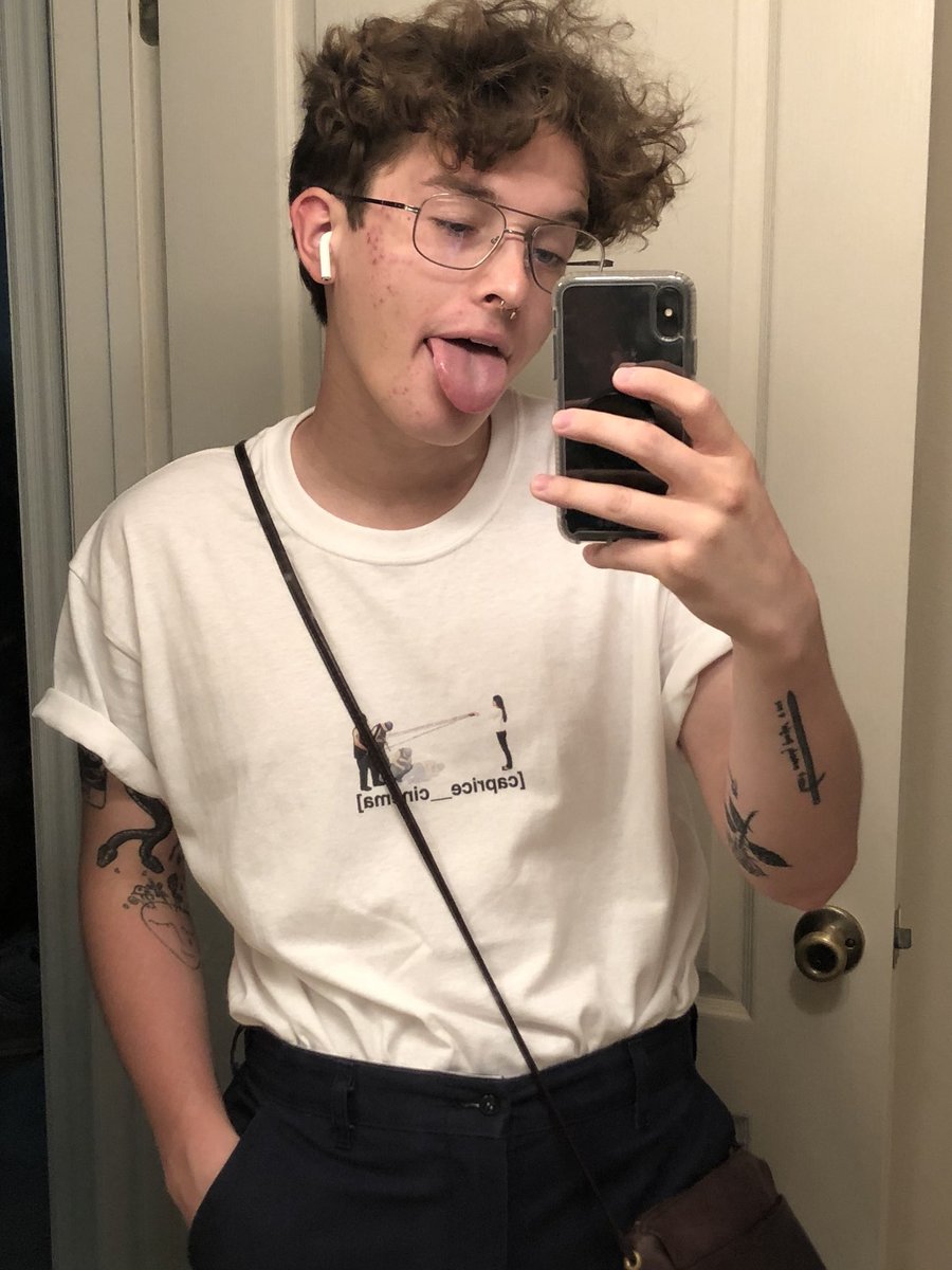 noah (@spookysadboy) on Twitter photo 