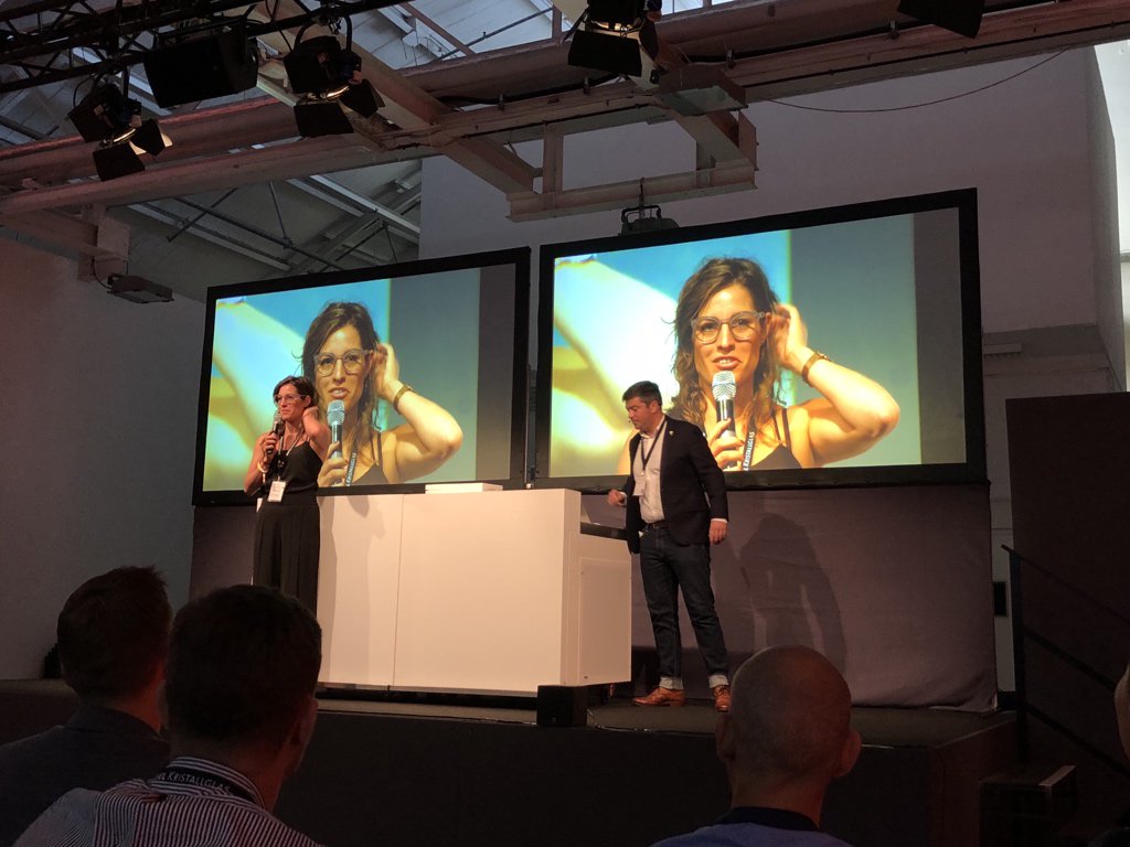 Ps0ke's tweet photo. The awesome @ivymix at @BarConventBER saying so many true things! #bcb18 https://t.co/Olej8oasPW