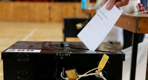 breakingnewsie's tweet photo. Referendum Commission launches information campaign on blasphemy referendum https://t.co/enAx7ZrDnR https://t.co/cDgoxTFzuo