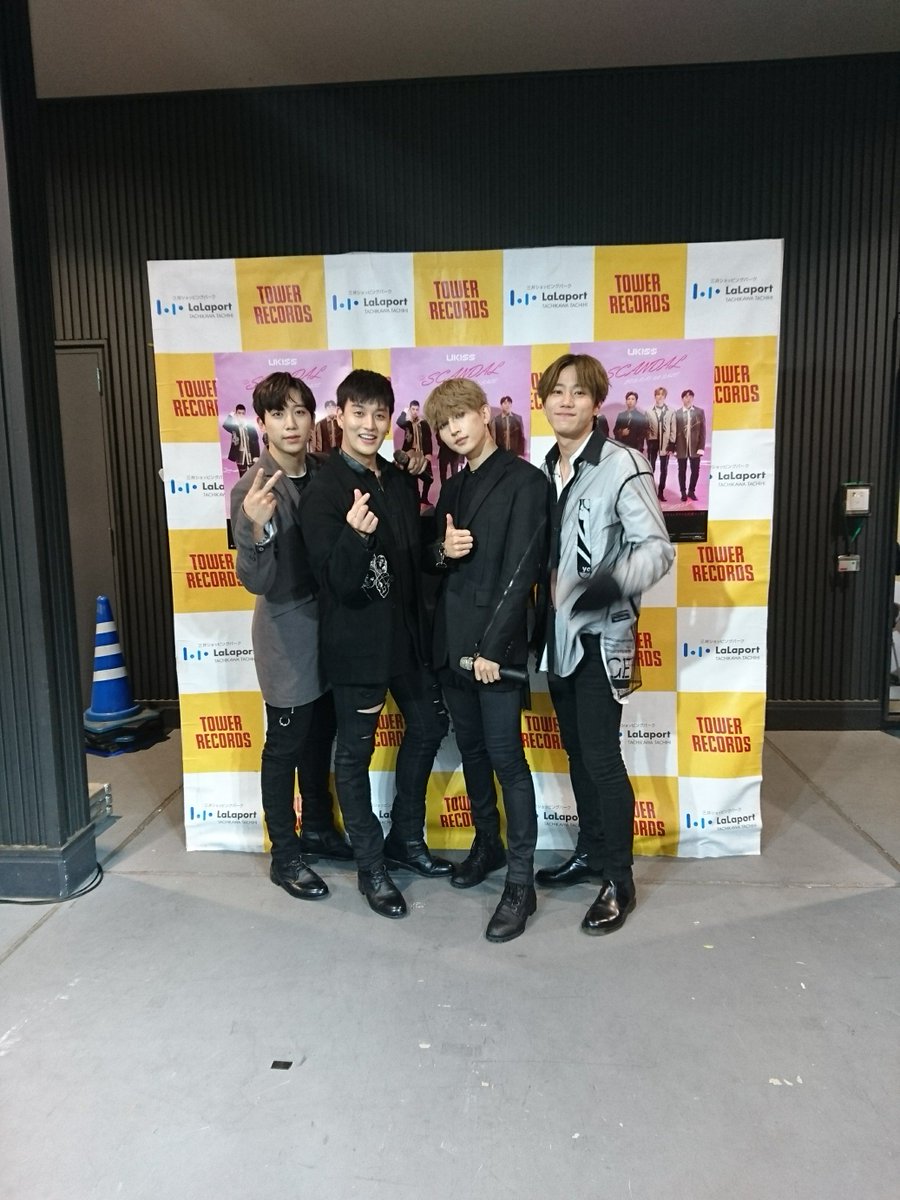 TOWER_Tachi2's tweet photo. 【#UKISS】
本日、広場にてイベントを行ってくださった
U-KISSさんから終了後にお写真を頂きました！
最高にかっこよかったです😊
ぜひまたいらしてくださいね✨ https://t.co/nxP4rq7Wa5
