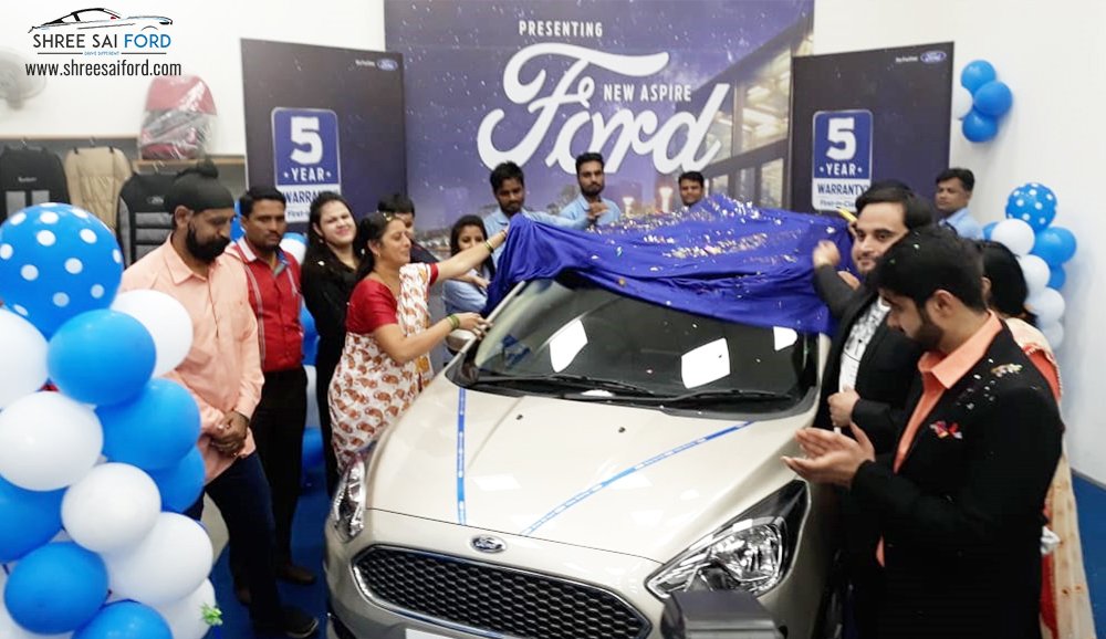 shreesaiford's tweet photo. The Launch event of Grand New Aspire was graced by Hon. Dr. Swati Godbole - Jabalpur Mayor, Jabalpur, Madhya Pradesh, we are happy to share some amazing moment's captured...📷
#NewFordAspire #GoFurther #Ford #FordIndia #WhyFollow #FordAspire #LaunchingEvent #HonbleGuest https://t.co/litVsvUdMq