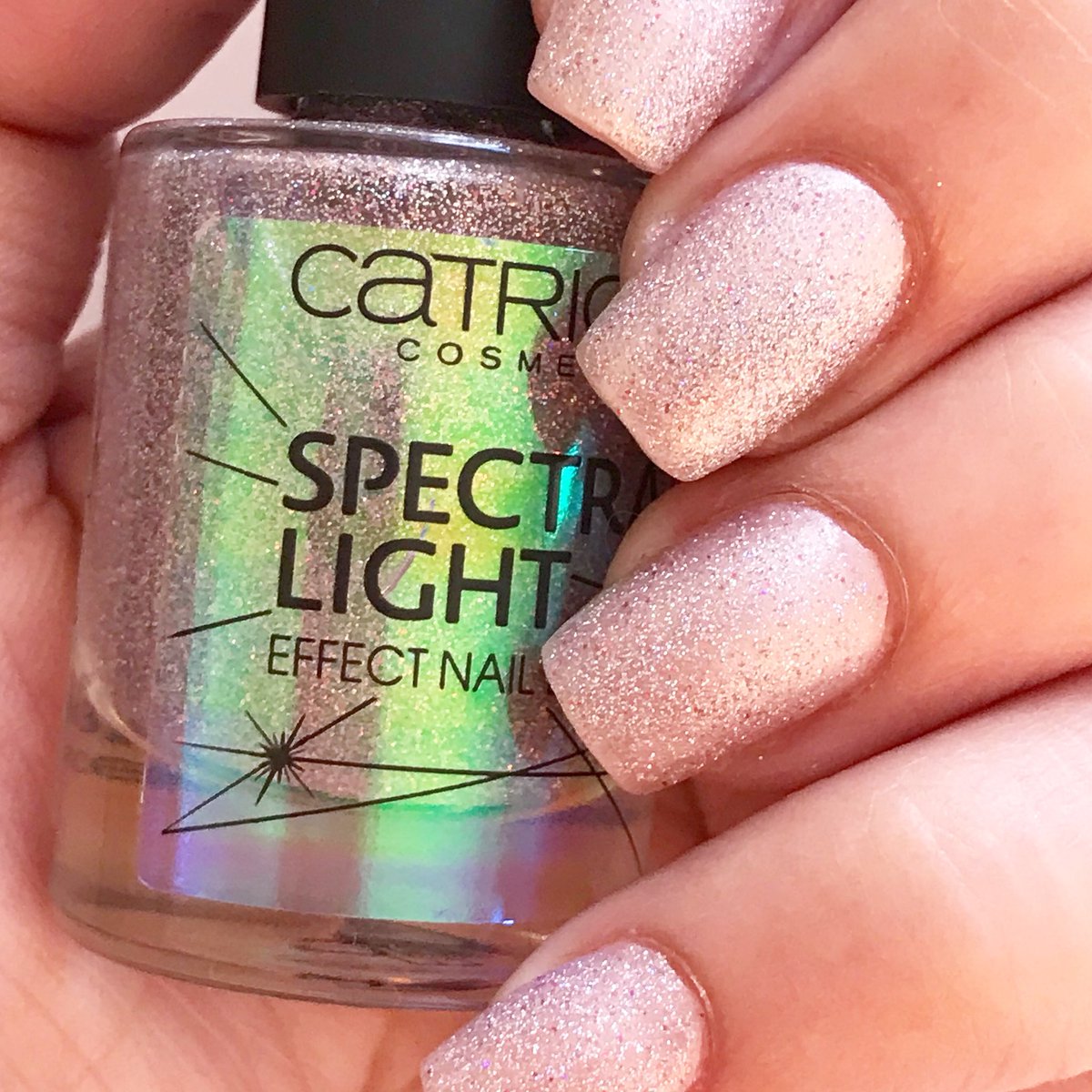Popcorn & Pearls Twitter: "💅🏻 MANICURE MONDAY 💅🏻 Mani Monday ft. CATRICE Spectra Light Holographic Glow Effect Nail Lacquer in the colour Down The Milky Way @CatriceSA avail from @