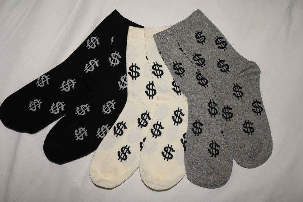 pamboesocks's tweet photo. @ItsEliOyefeso thanks for the follow. As a money man like yourself we have socks for you. Shop now 30% off. https://t.co/dJKV4xZk4C