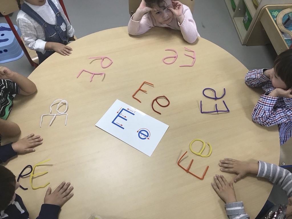 BISTFoundation's tweet photo. Our fabulous Foundation 1 class have been learning about the letter Ee today. We made letter Ee’s with pipecleaners #literacyclass #alphabetlearning #creative #colourfulletters https://t.co/WhR7eeX74R