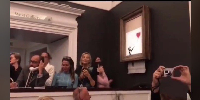 ZooComms's tweet photo. We just love this. It's the sort of material movie scripts are made from. Well done Banksy!
https://t.co/EFrE2rW7HC
#banksy #girlwithballoon #art #creative #prstunt #sotheby's #artauction #design #creativeideas #pranks https://t.co/xBcvBNnogH