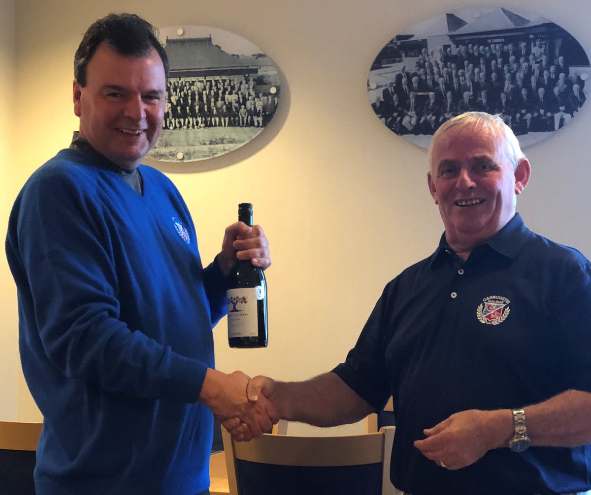 TheCarnoustieGC's tweet photo. A great time was had at the Committee Cup outing yesterday on the Burnside & it was a clean sweep for Ian Gillanders. He won the Cup, Longest Drive AND Nearest the Pin! @Richclayholes is seen here presenting Ian with (one of) his prize(s).
#CarnoustieGolfClub #CommitteeCup #Golf https://t.co/400qnhcJhw