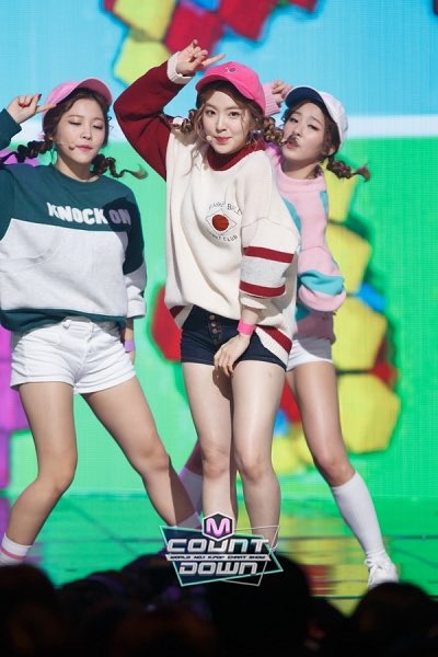 n년전 오늘의 아이린 봇 tweet media