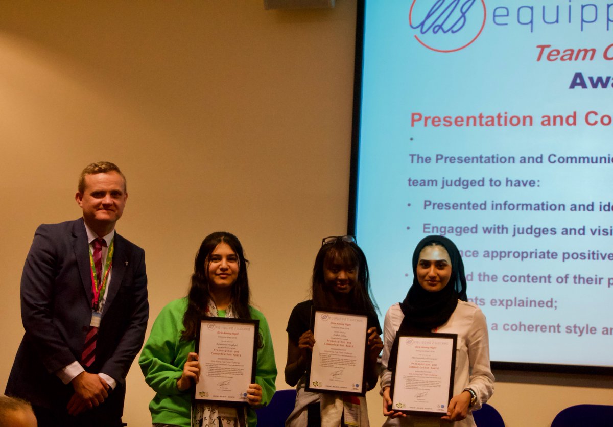 sclaUK's tweet photo. Amazing contribution from @midlandjambler hosting our equipped2succeed Girls Aiming High Celebration Event #AimHigh #Confidence #Goals #AssertiveMe #SelfBelief https://t.co/SjNQQfJLAD