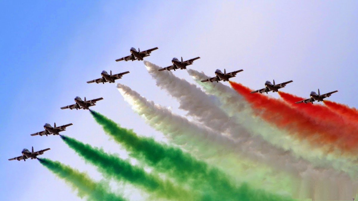 #AirForceDay we salute the indian warriors of the sky @Raj927bigfm