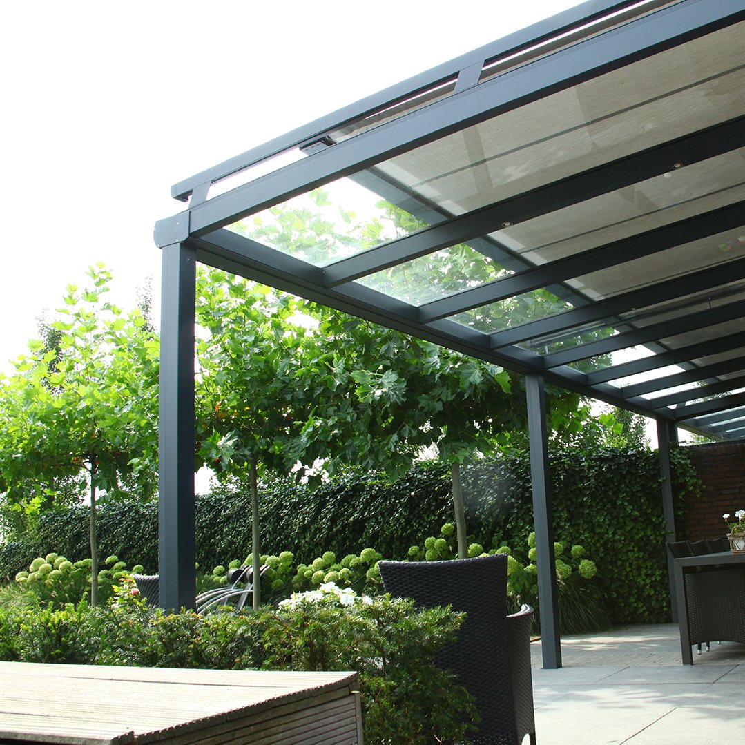 SMITS_NL's tweet photo. Is jouw tuin klaar voor een mooie #nazomer? Met verandazonwering op of onder je #terrasoverkapping zorg je snel en eenvoudig voor extra sfeer en privacy. https://t.co/V9An240ew9 https://t.co/oospU9wwhi