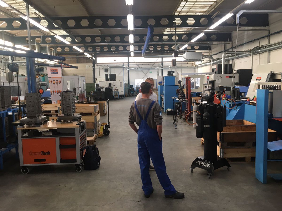CameraProsup's tweet photo. Prosup's TED present at "Weekend of Science" (6-7 Oct) at Metaltech in Weesp.
During this weekend 350 tech companies organise an "open house" for students to get introduced to techno companies. https://t.co/Hmeg3Q0exu