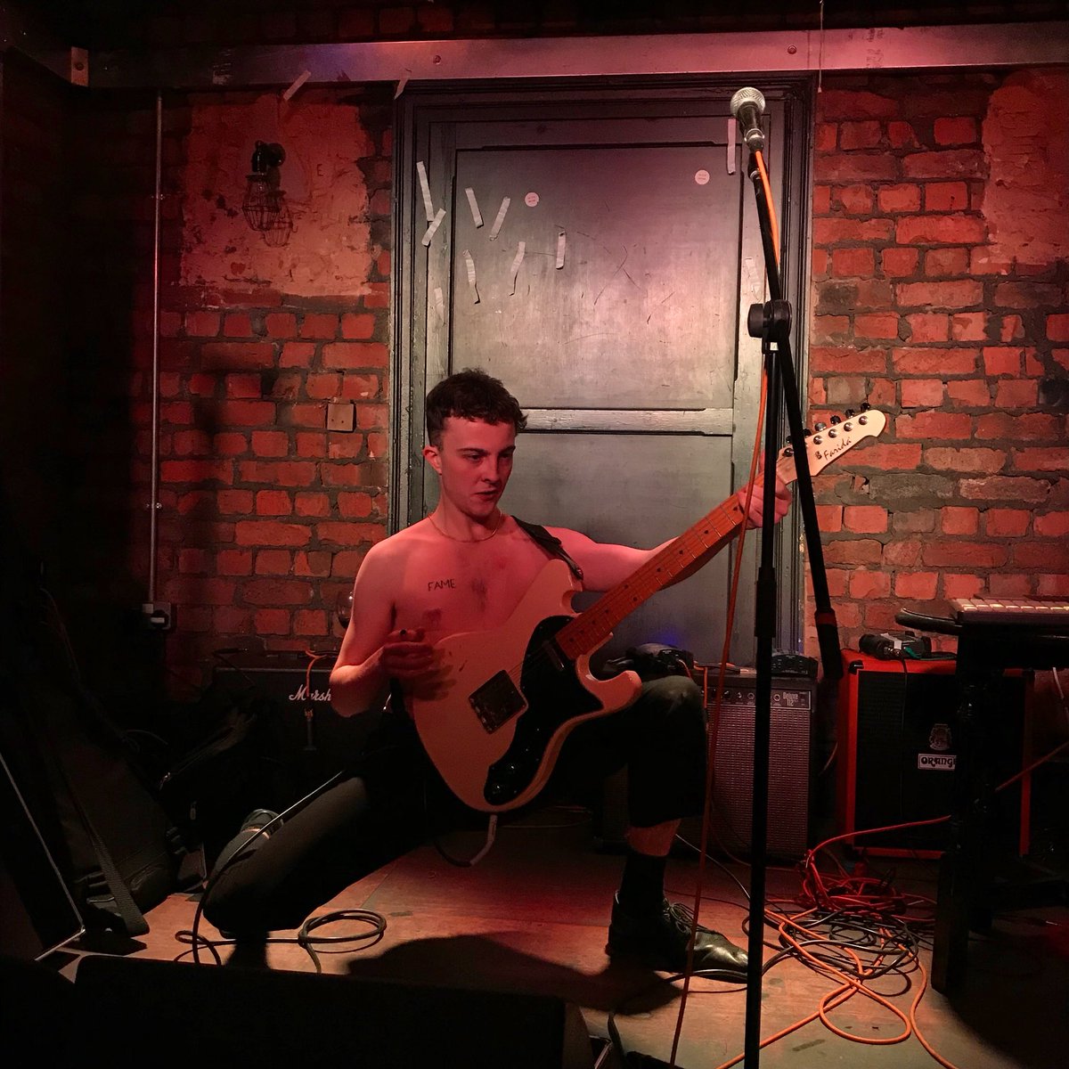 Big fat thanks to all who came down to the rock and roll show last night with <a href="/CircusVillains/">circus villains</a> and Moleman. Catch me tonight swigging Merlot at Gullivers, NQ. Doors at 7:30 xx