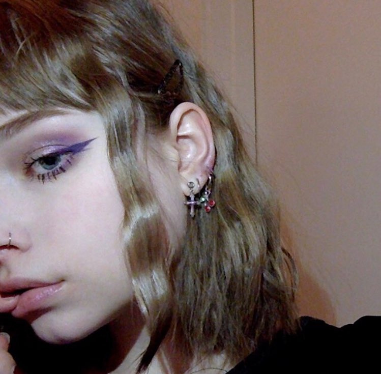 Restarting my account please show me some love ^3^